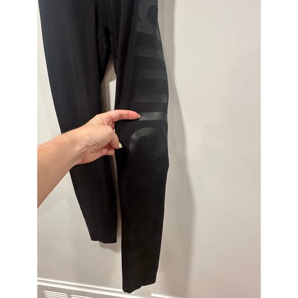 Lululemon Align Logo Leggings Size 0 - Picture 3 of 7
